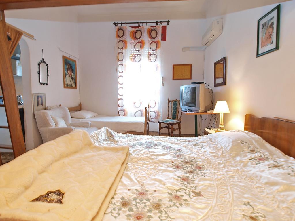 Apartments By The Sea 1050 Rovinj Exterior foto