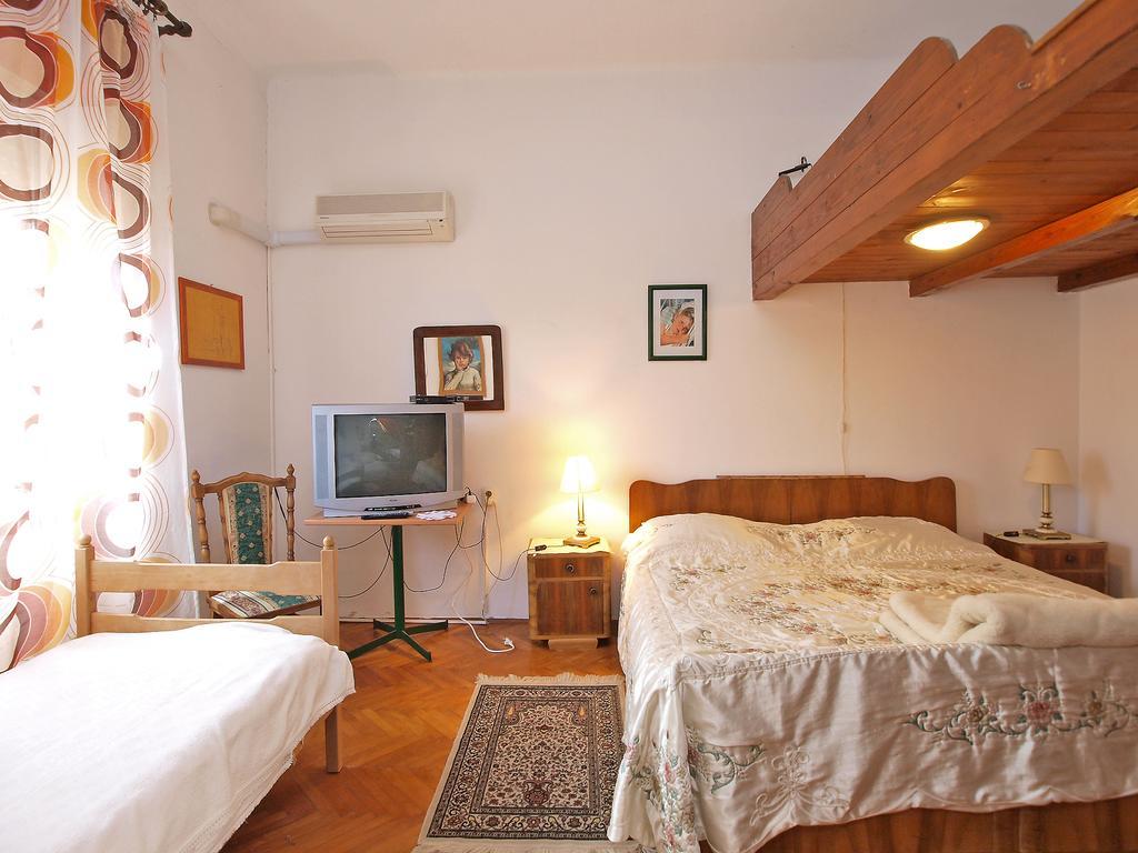 Apartments By The Sea 1050 Rovinj Exterior foto