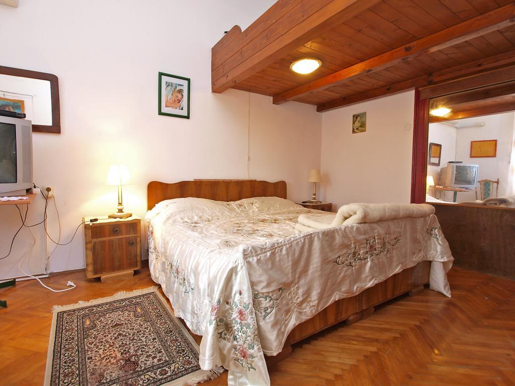Apartments By The Sea 1050 Rovinj Exterior foto